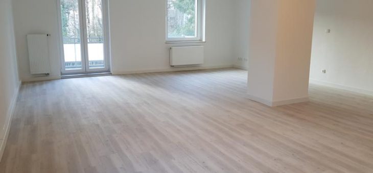 E-Holsterhausen: Traumhafte 3-Raum-Wohnung mit Einbauküche und Balkon! (VERMIETET)
